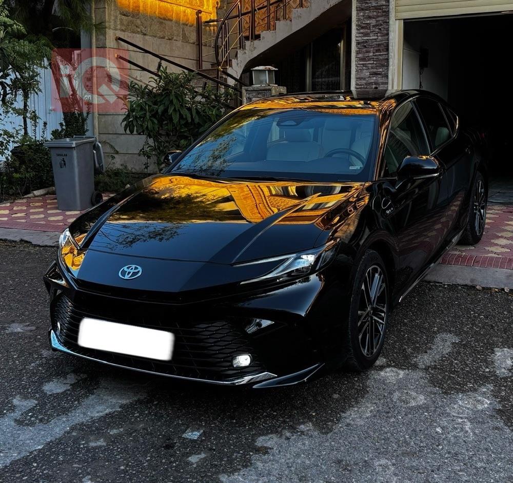 تۆیۆتا کامری